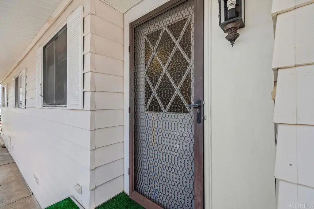 1506 Oak Drive #4, Vista, CA 92084 - #1