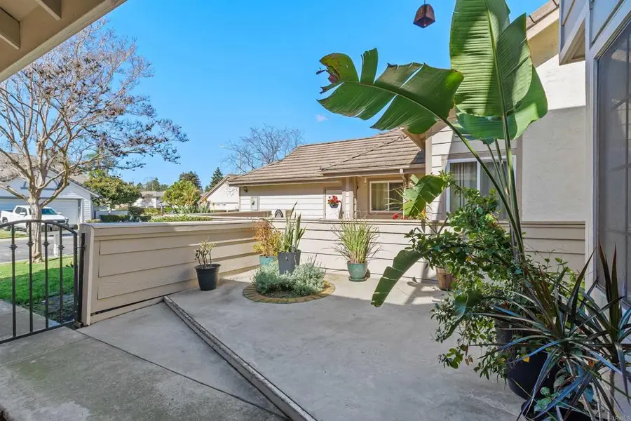 1922 Spyglass Circle, Vista, CA 92081 - #3