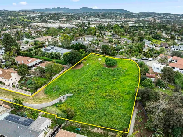 1683 Watson Way, Vista, CA 92083