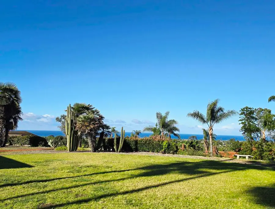 1068 Passiflora Ave, Encinitas, CA 92024 - #2