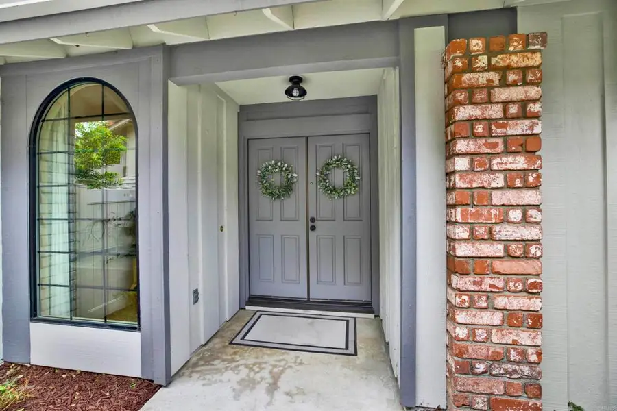 1251 Hatcreeck Court, Vista, CA 92081 - #2