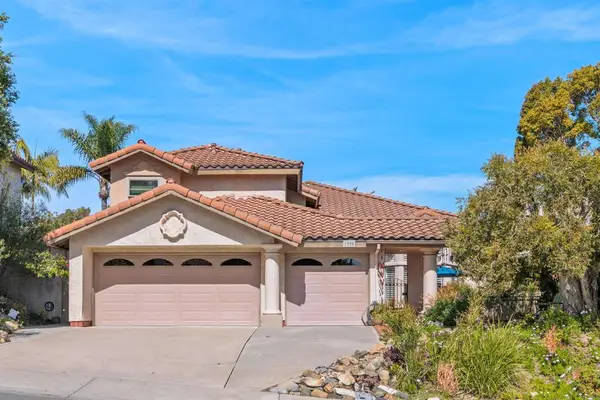 1990 Avenida La Posta, Encinitas, CA 92024