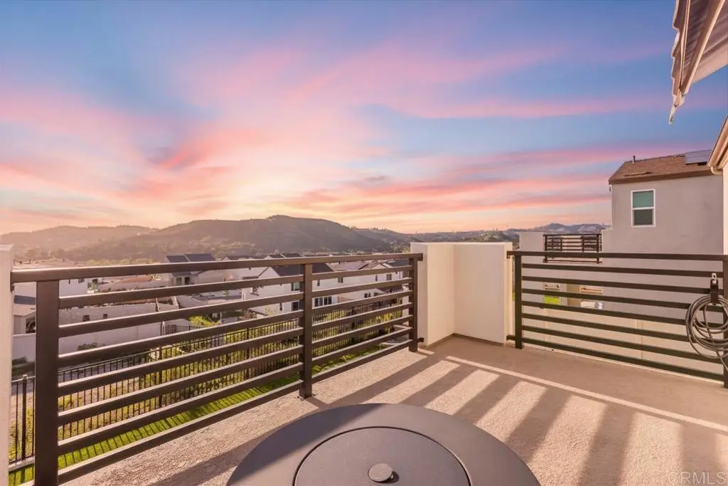 550 Meadowood Street, Fallbrook, CA 92028 - #1