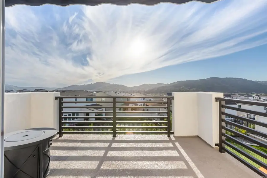 550 Meadowood Street, Fallbrook, CA 92028 - #2