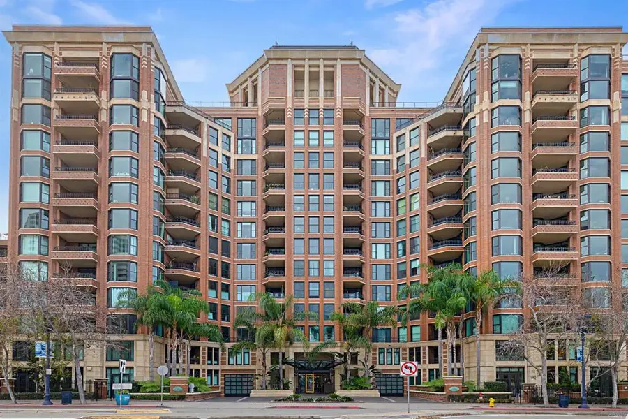 500 W Harbor Drive #716, San Diego, CA 92101 - #2