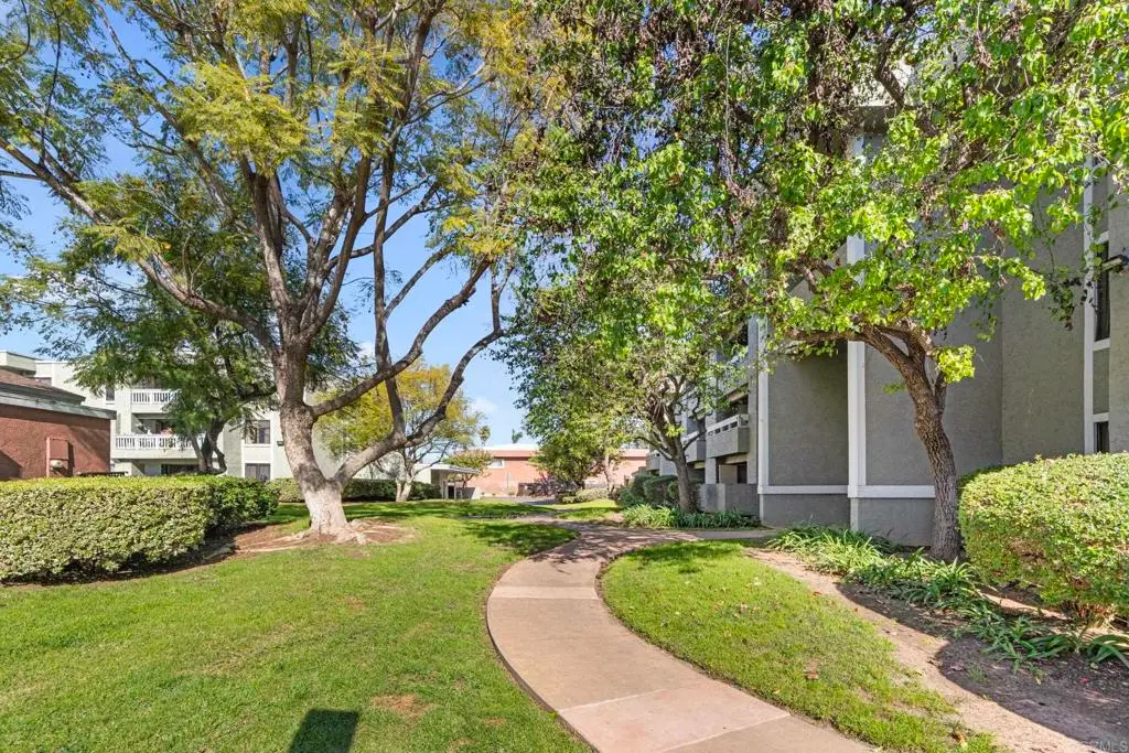 1040 E Washington Avenue #33, Escondido, CA 92025 - #1