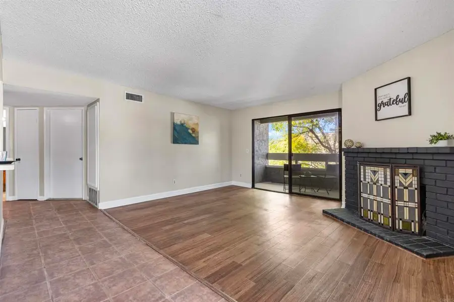 1040 E Washington Avenue #33, Escondido, CA 92025 - #2