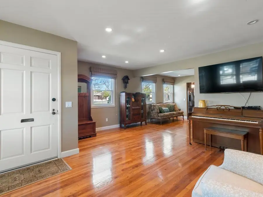 4839 Winona Avenue, San Diego, CA 92115 - #3