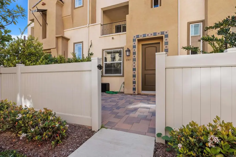 1309 Via Lucero, Oceanside, CA 92056 - #3