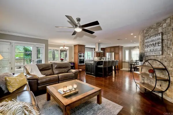 3278 San Tomas, Oceanside, CA 92056