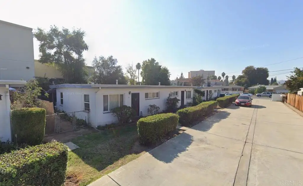321 Roanoke Road, El Cajon, CA 92020 - #1
