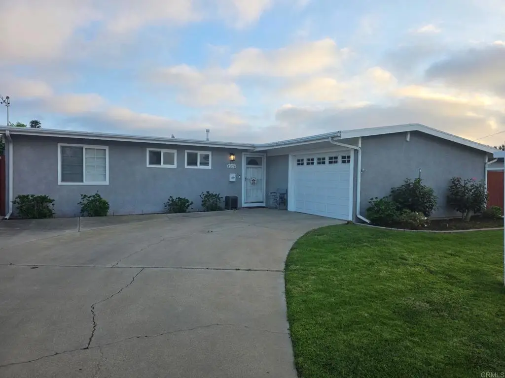 1209 Holly Avenue, Imperial Beach, CA 91932 - #1