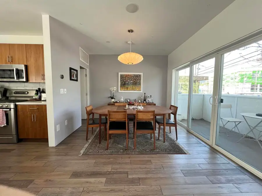 2851 N Buzz Ct, Los Angeles, CA 90039 - #2