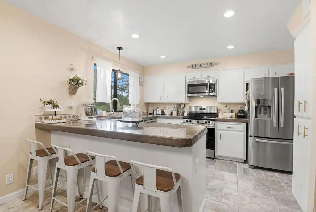 1988 Arnold Way, Alpine, CA 91901 - #1
