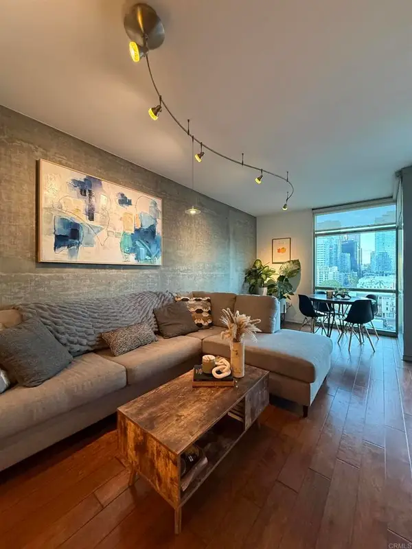 800 The Mark Lane #1002, San Diego, CA 92101