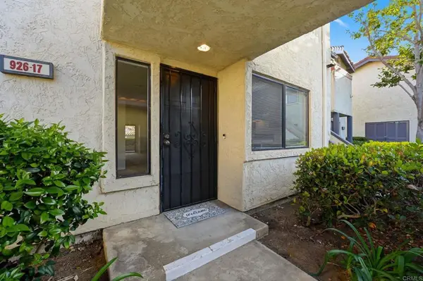 926 Lupine Hills #17, Vista, CA 92081