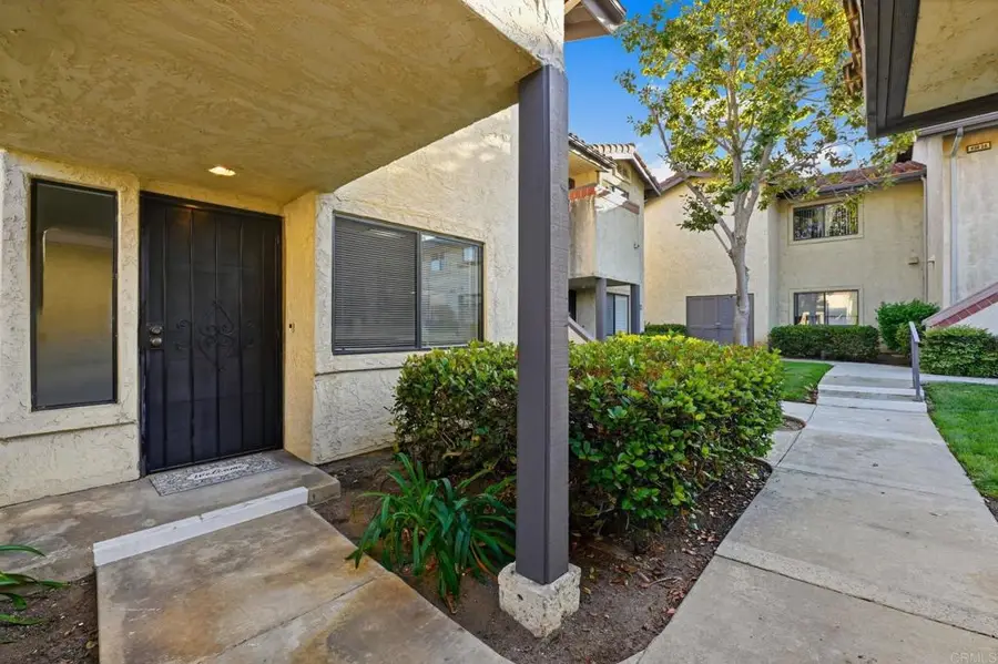 926 Lupine Hills #17, Vista, CA 92081 - #2