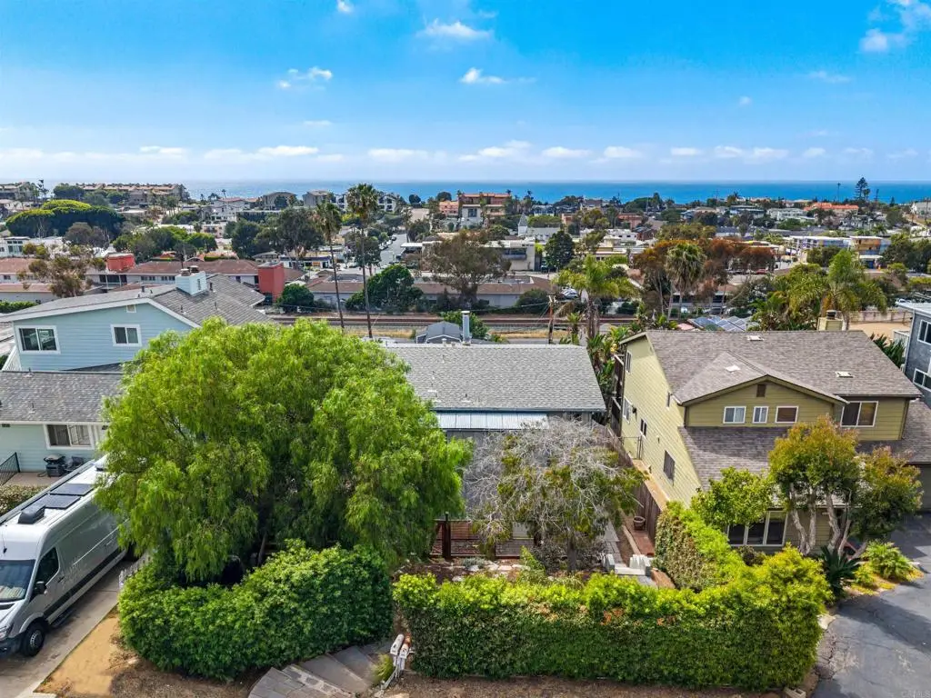 852 Dewitt Avenue, Encinitas, CA 92024 - #1