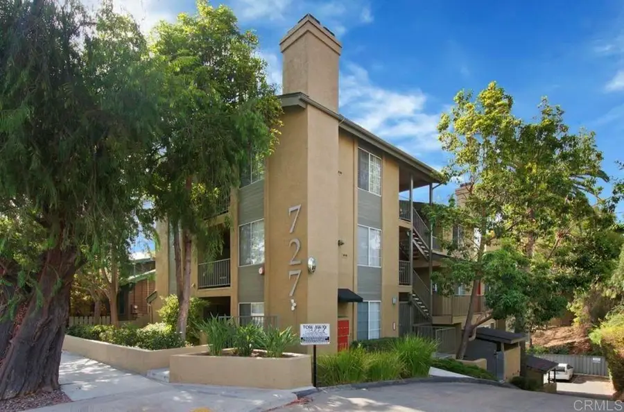 727 Robinson Ave #C, San Diego, CA 92103 - #2