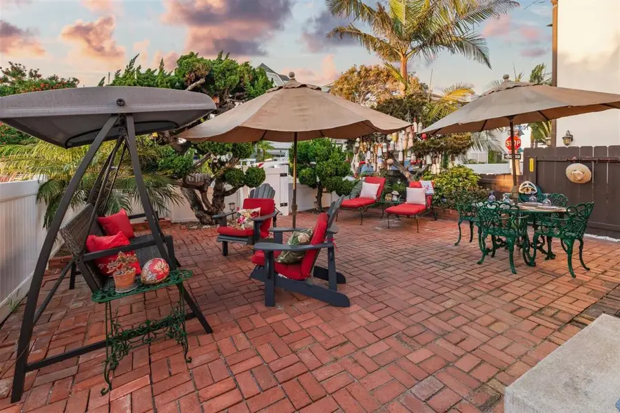 821 San Juan Place, San Diego, CA 92109 - #3