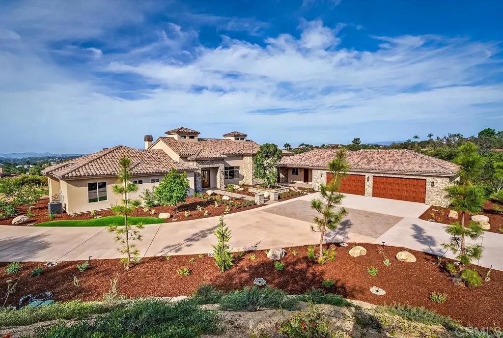 3066 Via Montevina, Fallbrook, CA 92028 - #1