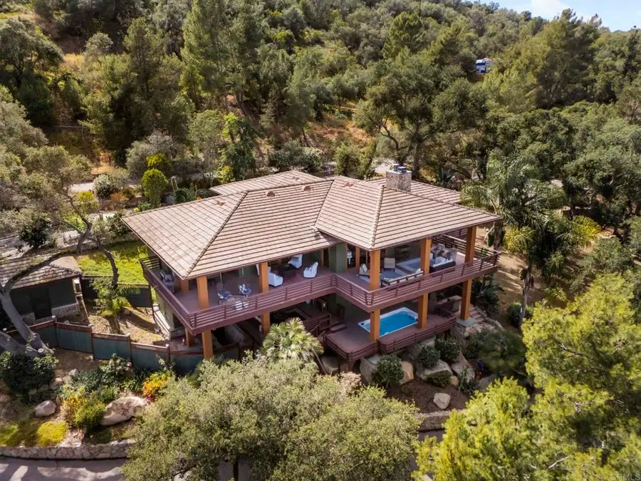 4367 S Mission Rd, Fallbrook, CA 92028 - #2