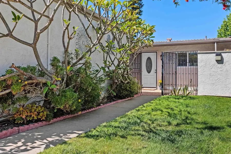 3828 Rosemary Way, Oceanside, CA 92057 - #2