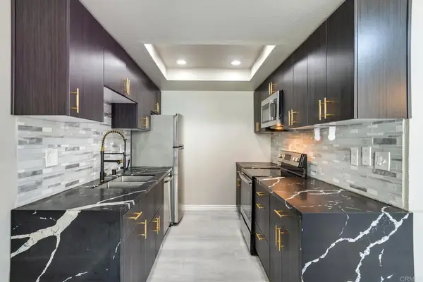 2828 Famosa Boulevard #104, San Diego, CA 92107