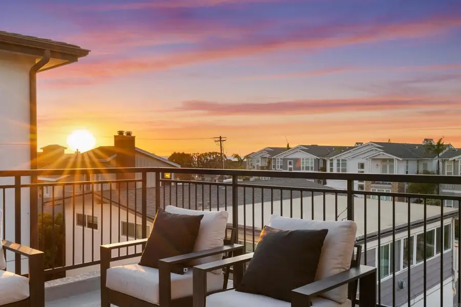 260 Normandy Lane, Carlsbad, CA 92008 - #3