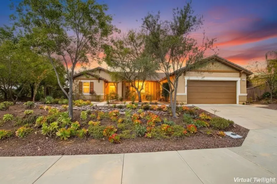 352 Tom Mcguinness Jr Circle, Fallbrook, CA 92028 - #2