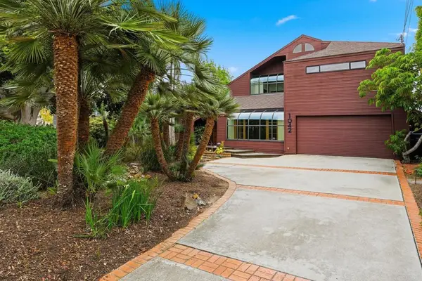 1042 Hymettus Avenue, Encinitas, CA 92024