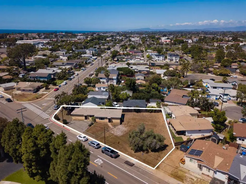 30 Magnolia Magnolia Avenue, Carlsbad, CA 92008 - #1