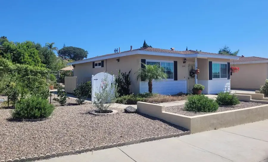 3240 Calle Osuna, Oceanside, CA 92056 - #3