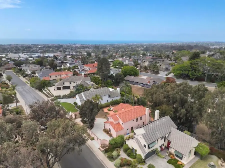 2246 Janis Way, Carlsbad, CA 92008 - #3