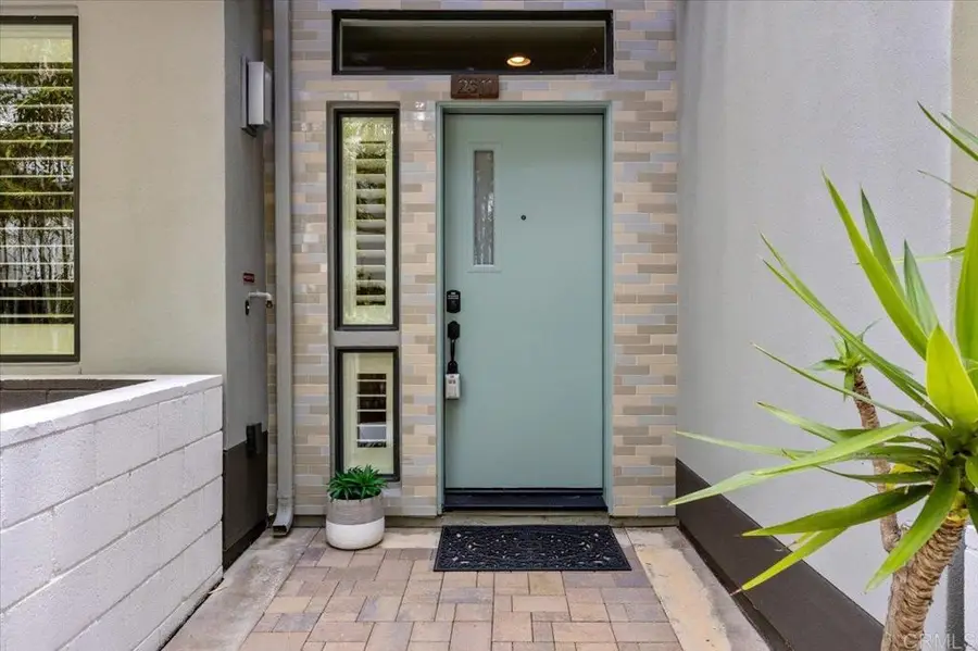 2511 State Street, Carlsbad, CA 92008 - #3