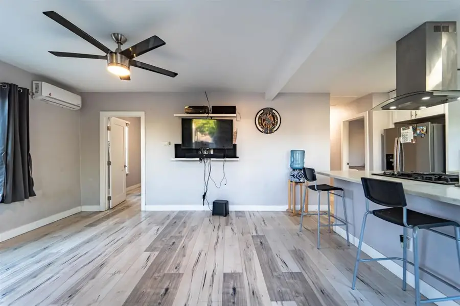 336 S 37th Street, San Diego, CA 92113 - #2