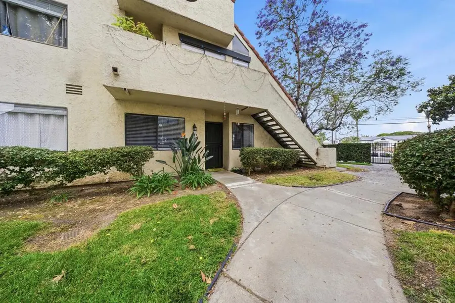 341 N Melrose Drive #E, Vista, CA 92083 - #2