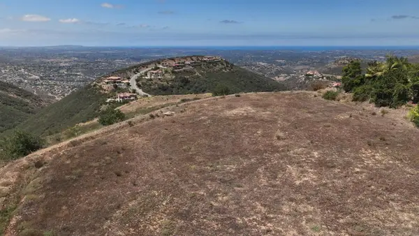 75 Via Rancho Cielo, Rancho Santa Fe, CA 92067