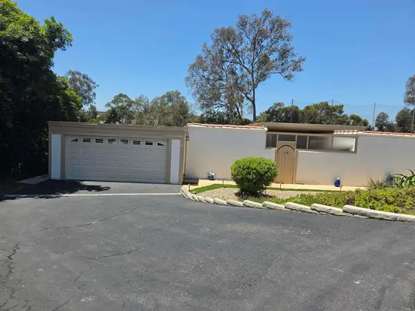 3621 Vista Campana S #12, Oceanside, CA 92057