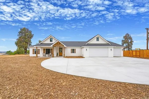 1547 Dickey Street, Fallbrook, CA 92028