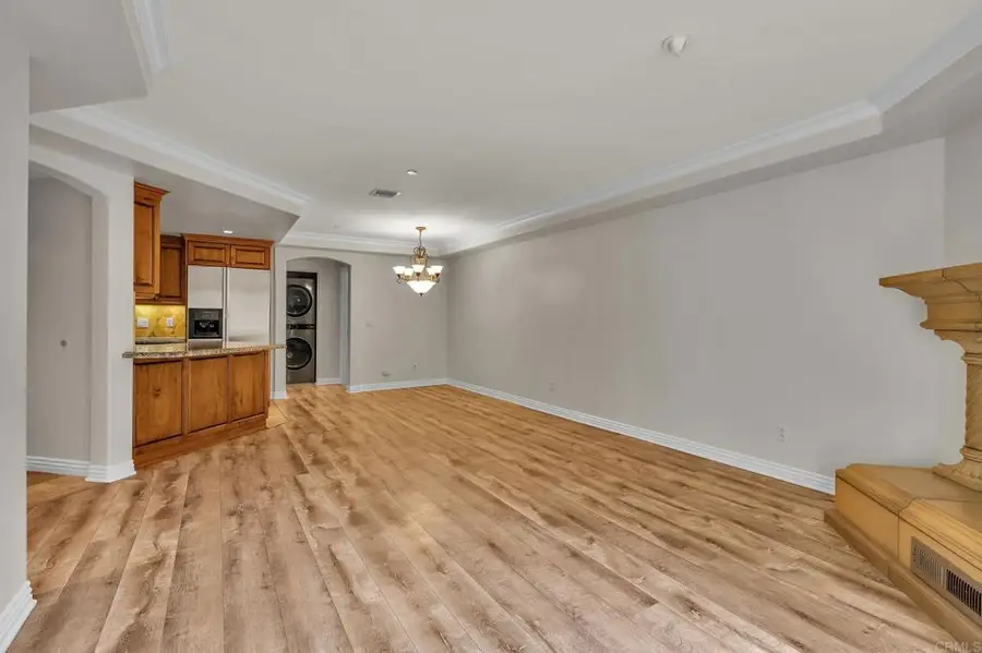 7575 Eads Avenue #206, La Jolla, CA 92037 - #3