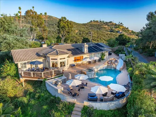 1960 Elevado Road, Vista, CA 92084
