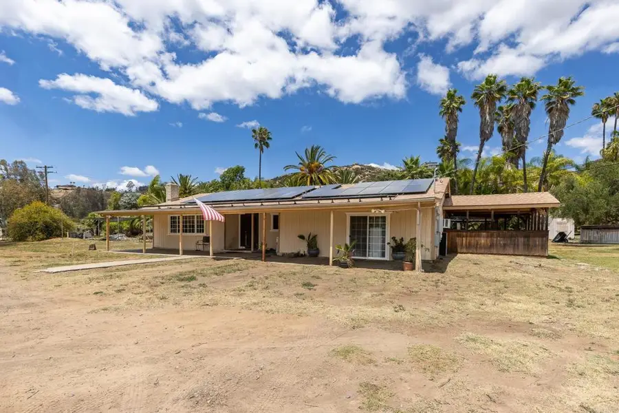911 Davis Street, Ramona, CA 92065 - #3