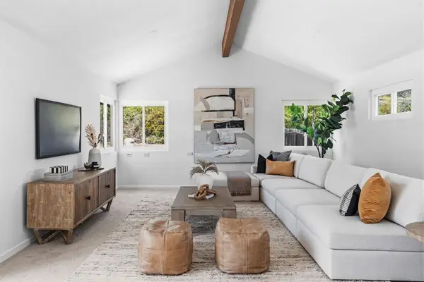 818 Crest Drive, Encinitas, CA 92024