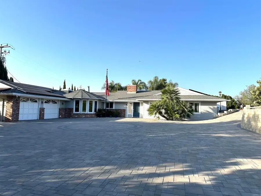 1001 Riverview Drive, Fallbrook, CA 92028 - #2