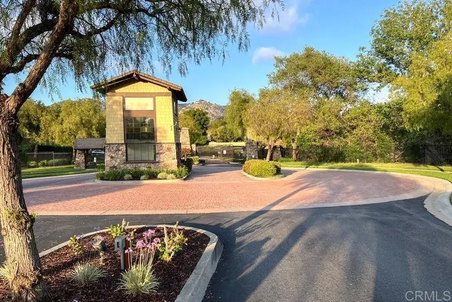 350 Lytham Glen, Escondido, CA 92026 - #3