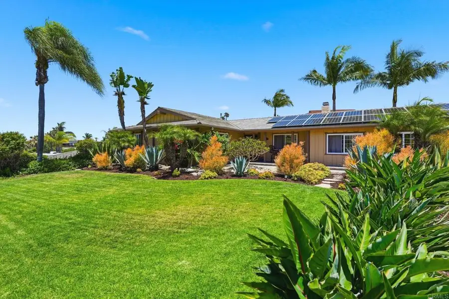 3382 Avenida De Loyola, Oceanside, CA 92056 - #3