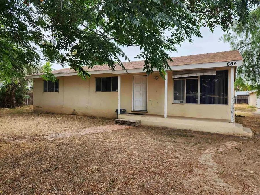 664 N Fig St, Escondido, CA 92025 - #3