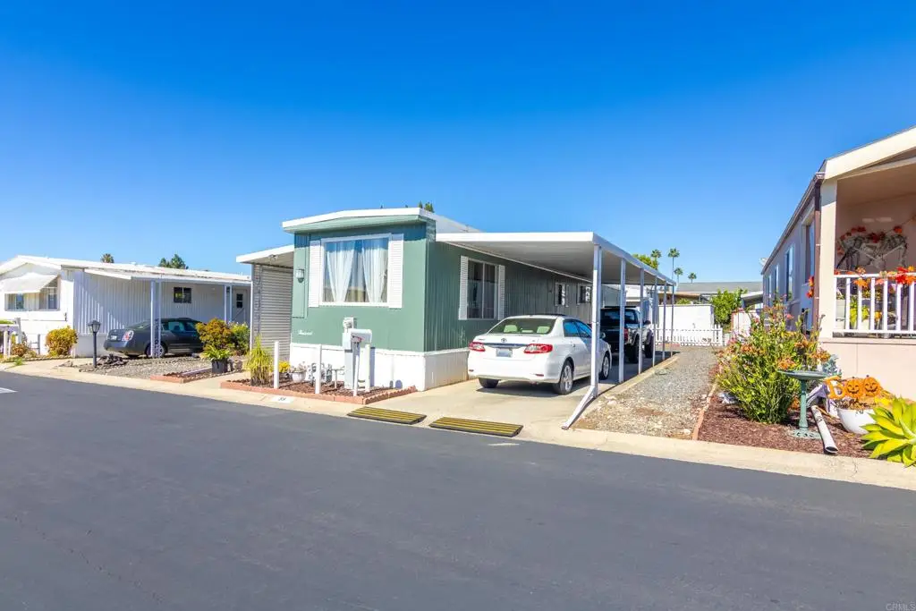 1010 E Bobier Drive, Vista, CA 92084 - #1
