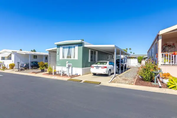 1010 E Bobier Drive, Vista, CA 92084